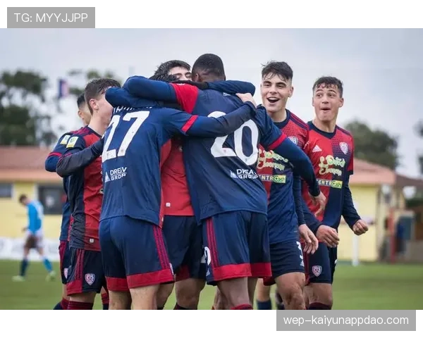 多特赛季后期状态下滑表现波动，稳定性承压对争冠格局带来变化。