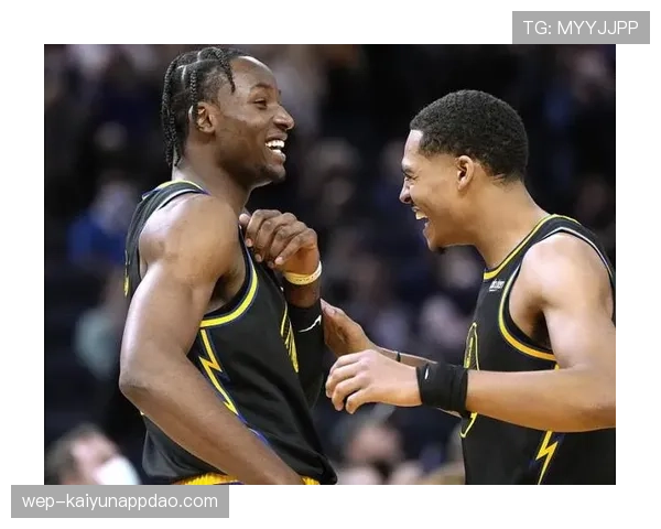 瓦莱乔挡拆中持续得分拉开空间助勇士提升外线火力