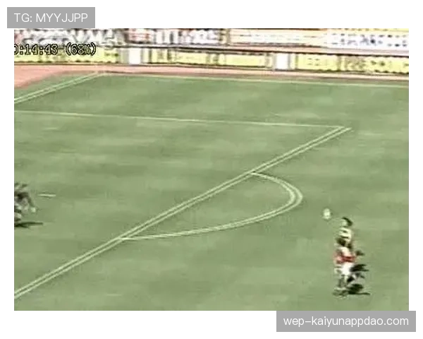 门将用手接回传球违规吗？规则细节全解析