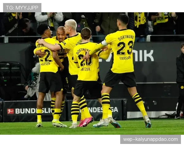 多特蒙德防线稳定性问题显现，近期表现波动对联赛竞争格局带来影响